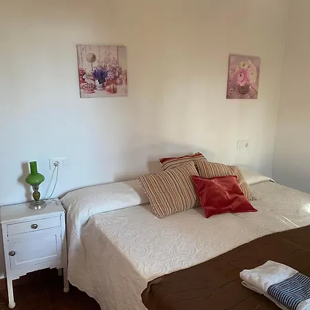 Apartamentostrevejo La Noguera Villamiel