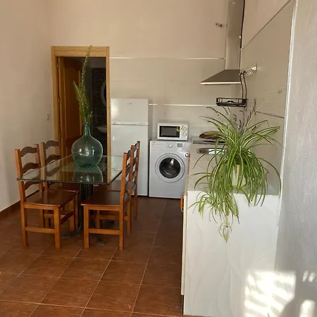 아파트 Apartamentostrevejo La Noguera *