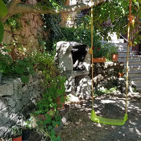 Apartamentostrevejo La Noguera * Villamiel