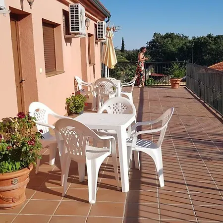 Apartamentostrevejo La Noguera Villamiel