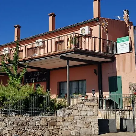 Apartamentostrevejo La Noguera Apartamento Villamiel