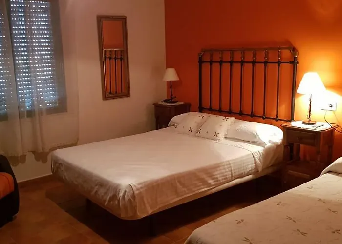 Apartamentostrevejo La Noguera *